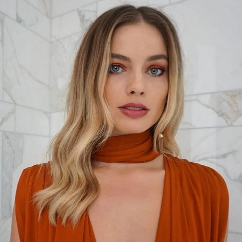 Margot Robbie