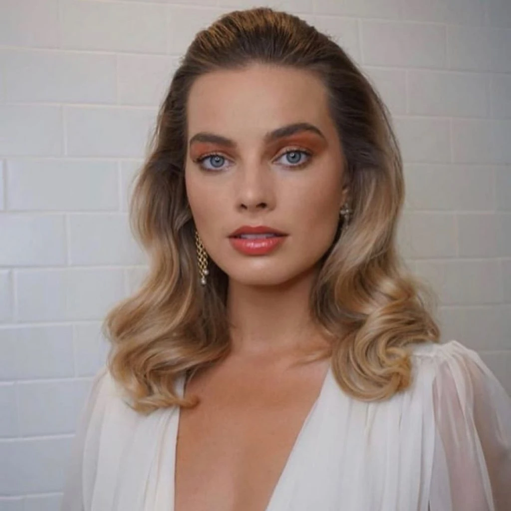 Margot Robbie
