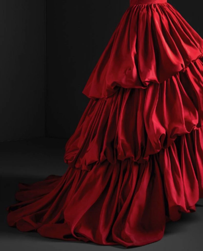 MUESTRA BALENCIAGA THYSSEN MODA DISEÑADOR