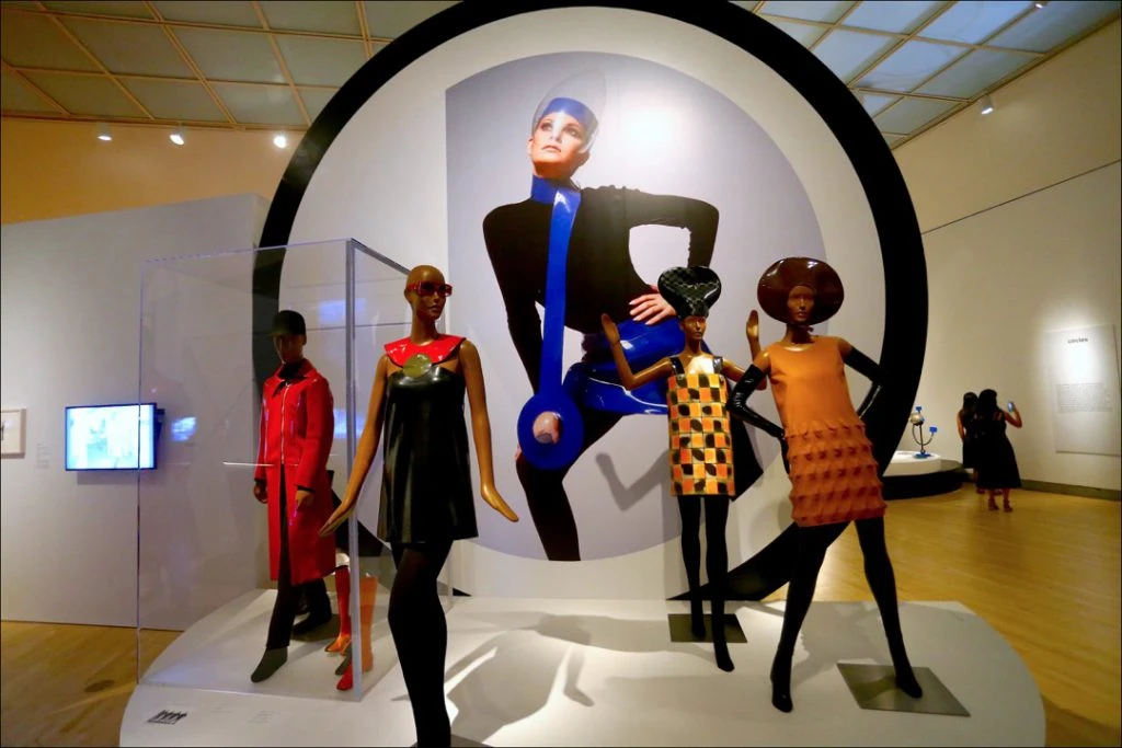PIERRE CARDIN NUEVA YORK MUESTRA MODA