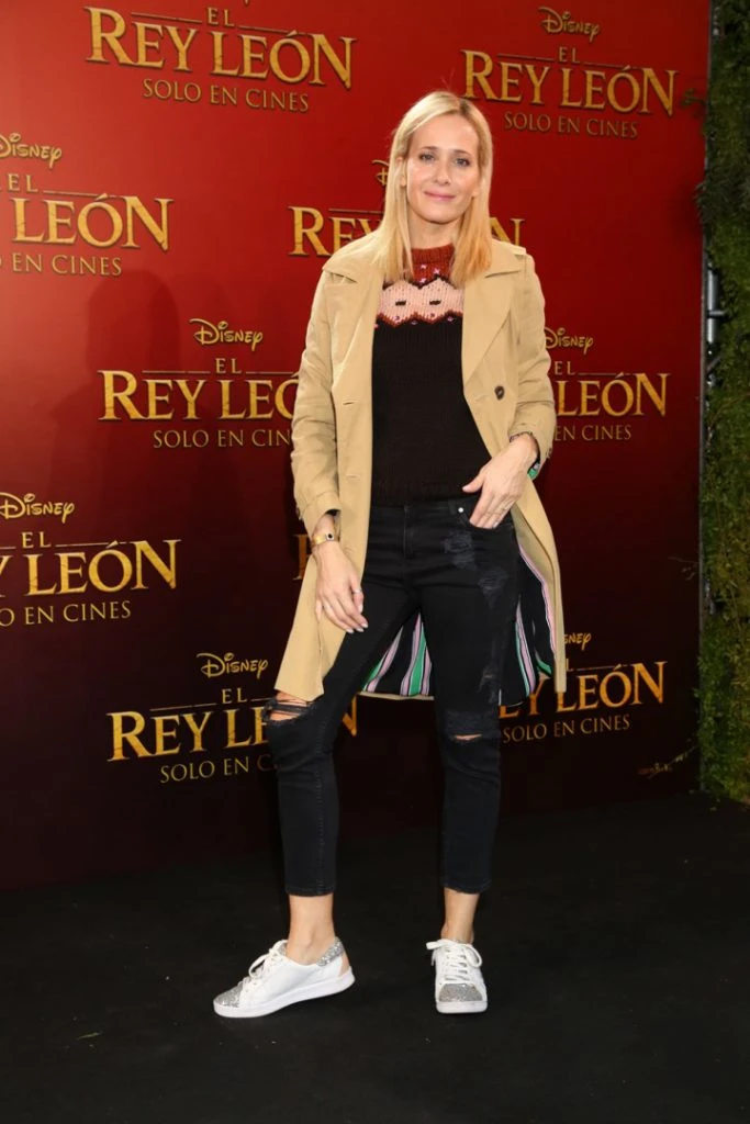 LOOKS ESTRENO REY LEON