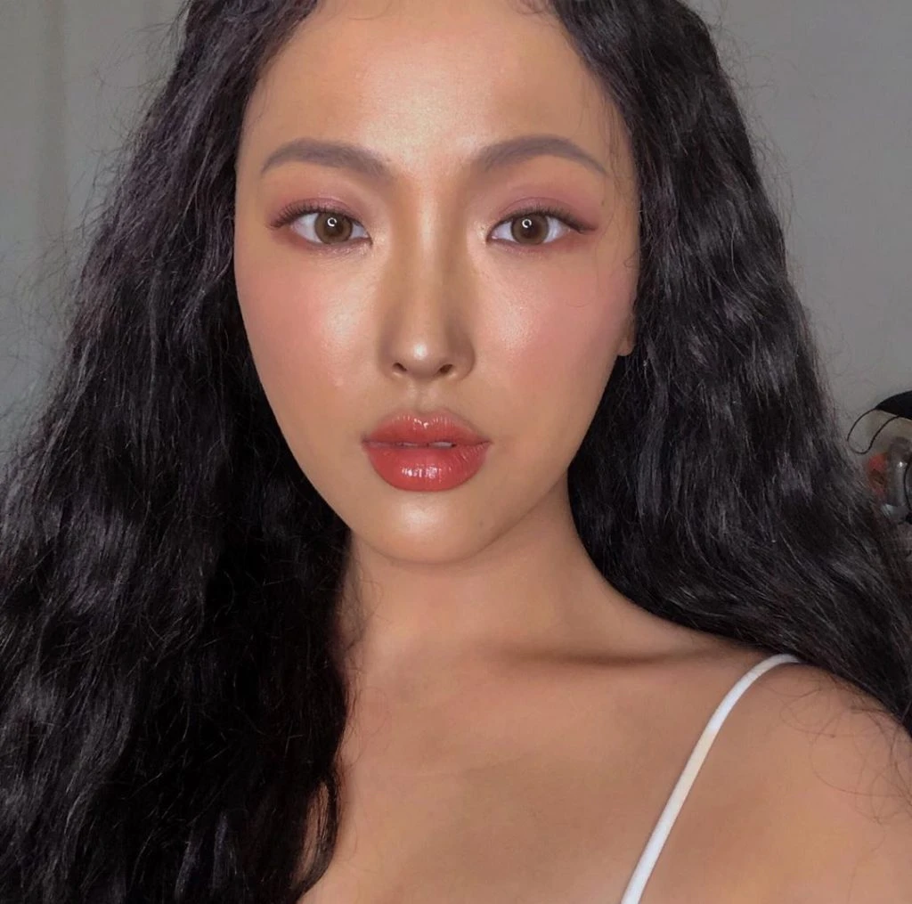 DAWN LEE YOUTUBER COREANA CANCER