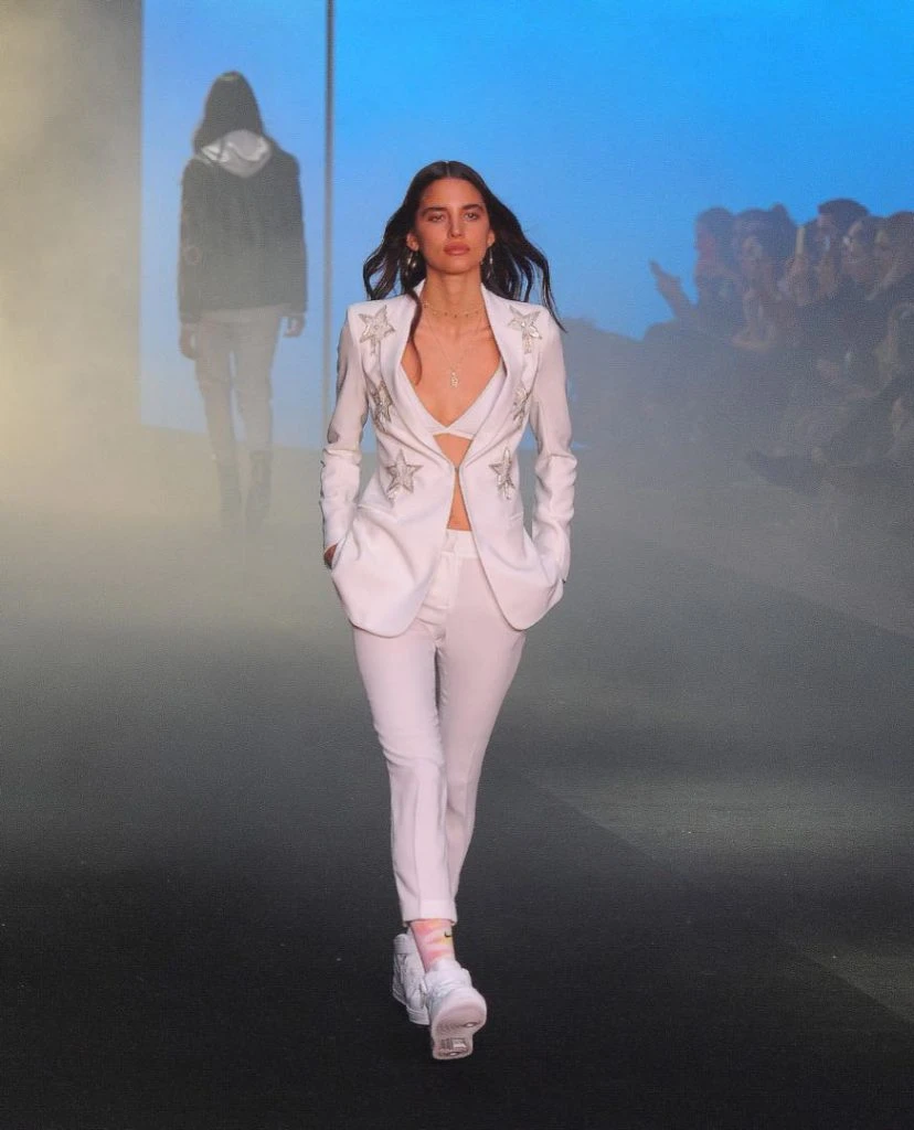 DESFILE GINEBRA BAF SS20 JULIO RUIZ