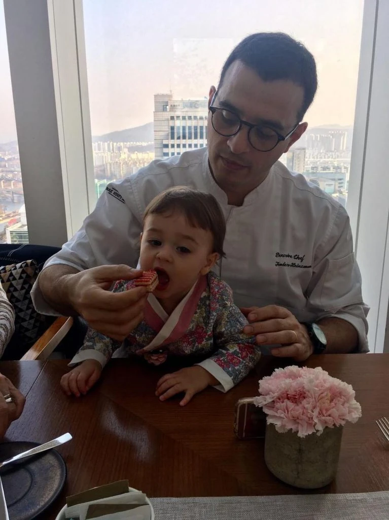 Federico Heinzmann Chef Argentino Corea