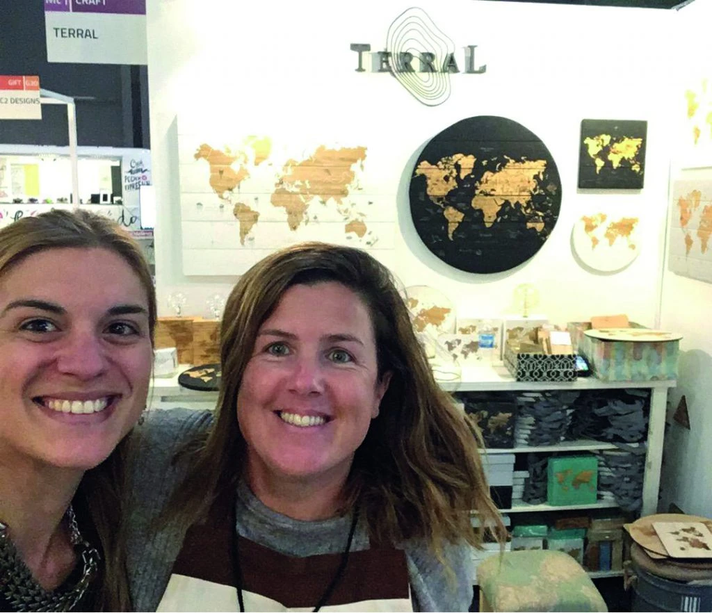 Mercedes y su prima Florencia Goyheneix