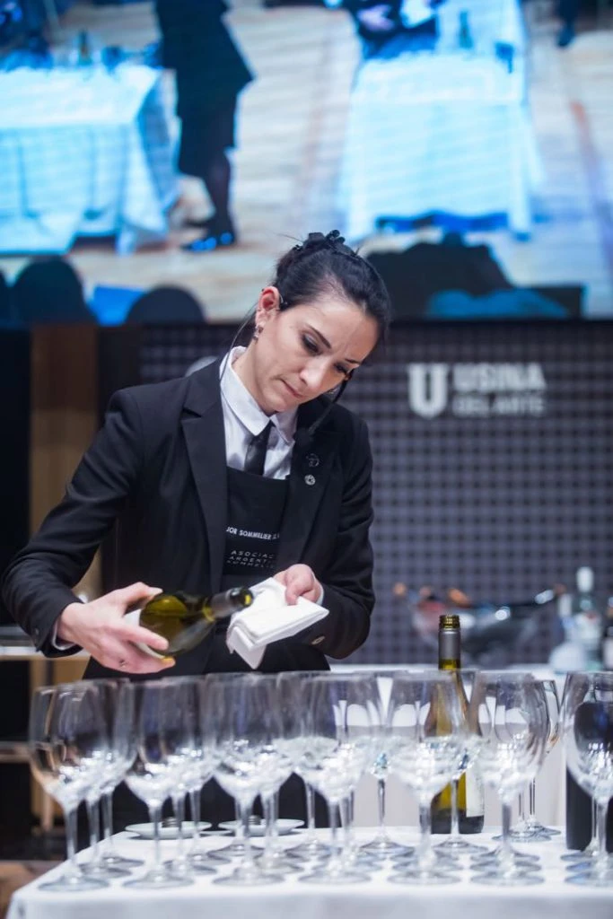 VALERIA GAMPER SOMMELIER
