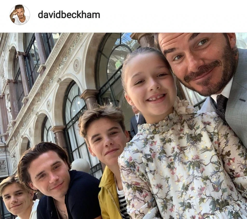 Harper Beckham desfile Victoria Beckham