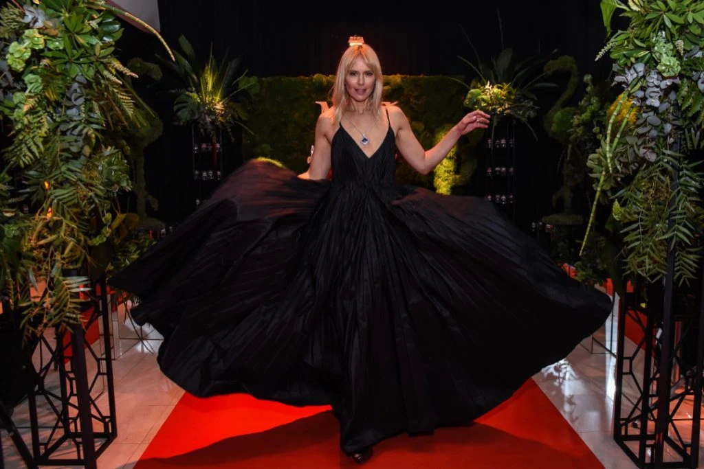 VALERIA MAZZA MENAGE A TROIS MARTIN FIERRO