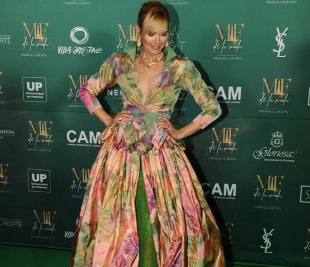 VALERIA MAZZA MARTIN FIERRO MODA LOOKS