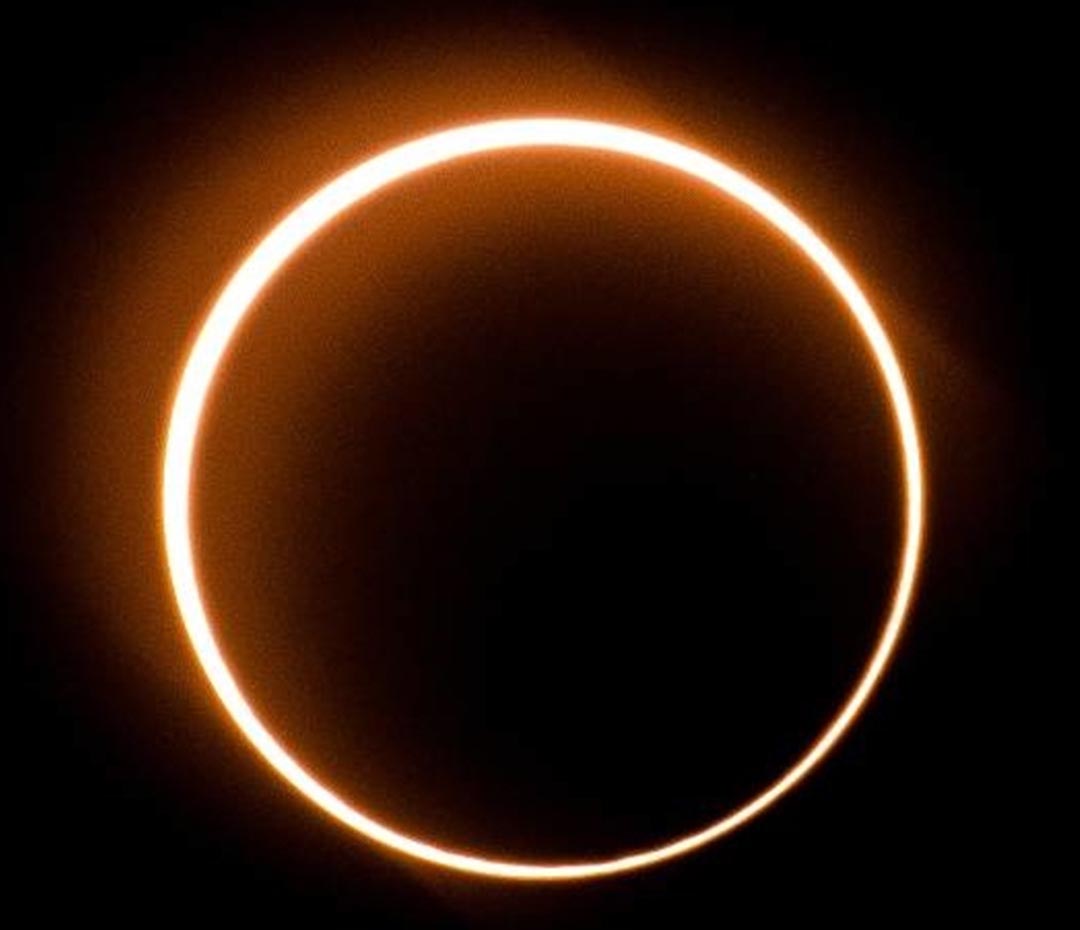 Los efectos del Eclipse total de Luna en Escorpio del 16 de mayo: "Necesitamos dejar ir, limpiar o eliminar para revitalizar el presente"
