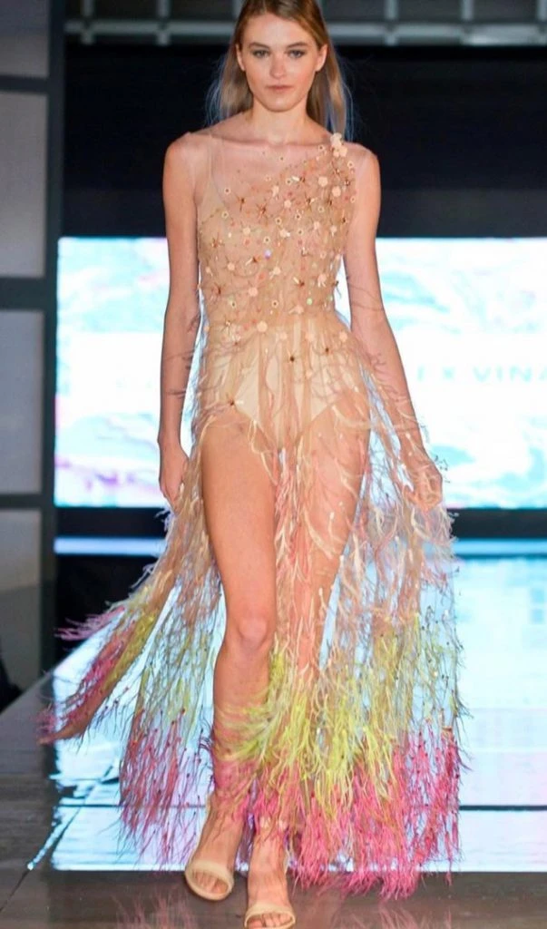 ALEX VINASH DISEÑADOR