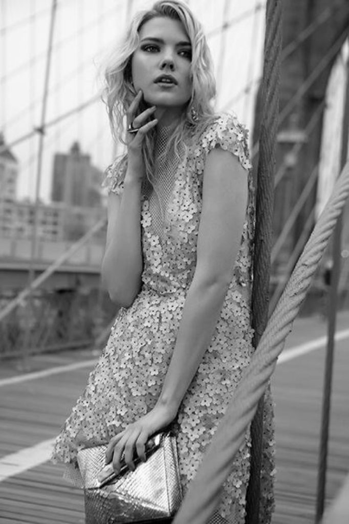 ALEX VINASH DISEÑADOR