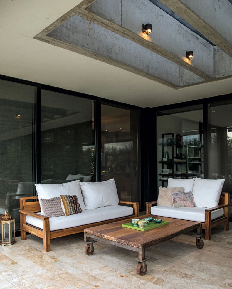 CASA NORDELTA ARQ MARTIN GOMEZ