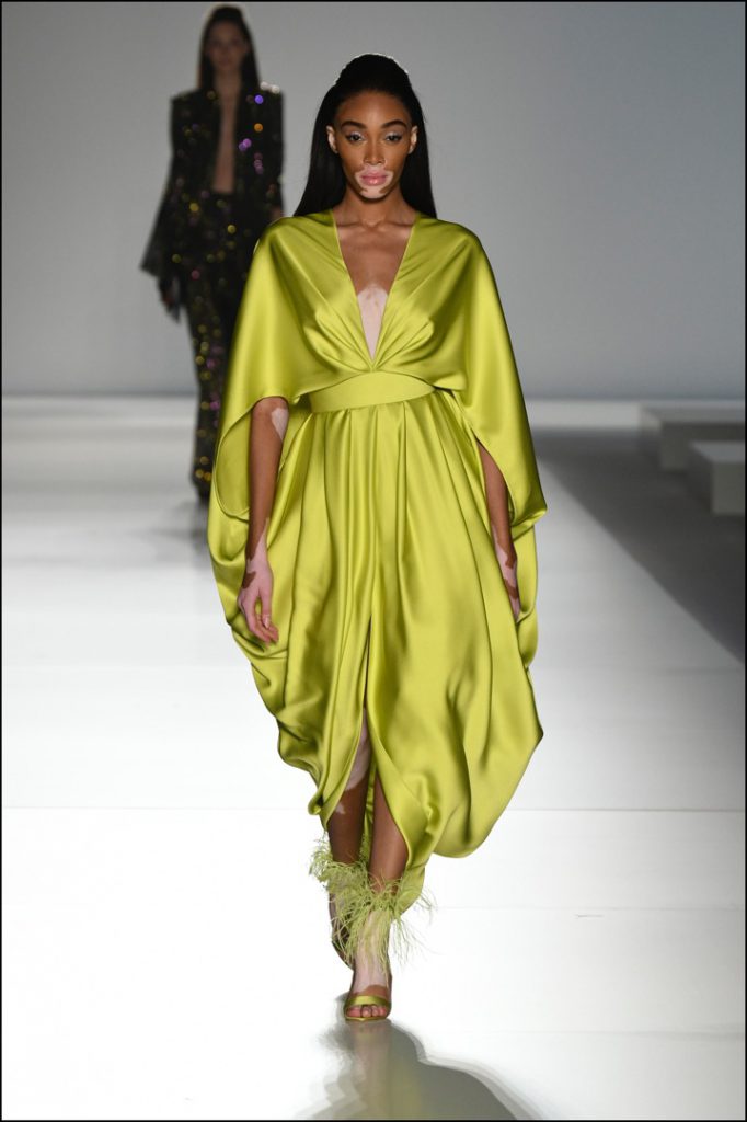 DESFILE RALPH RUSSO 2020