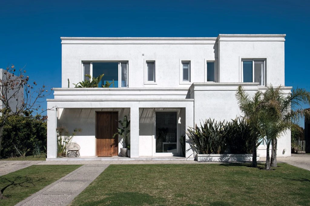 El frente de la casa