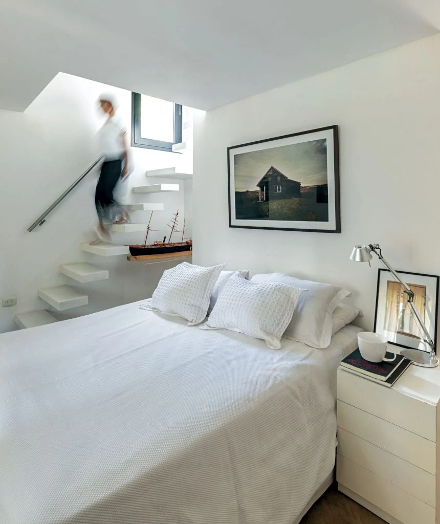 El dormitorio de la hija fue resuelto en forma muy simple.