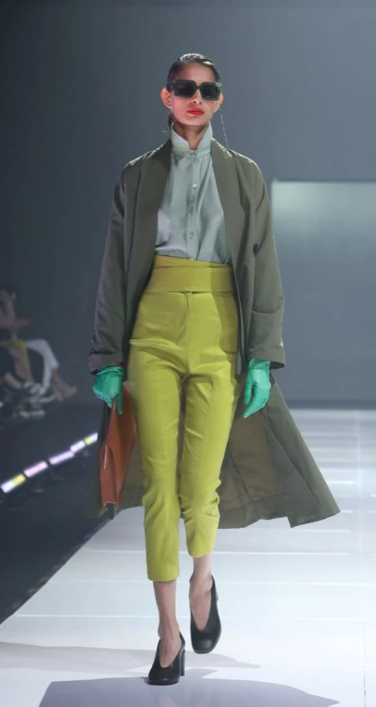 DESFILE MISHKA BAF