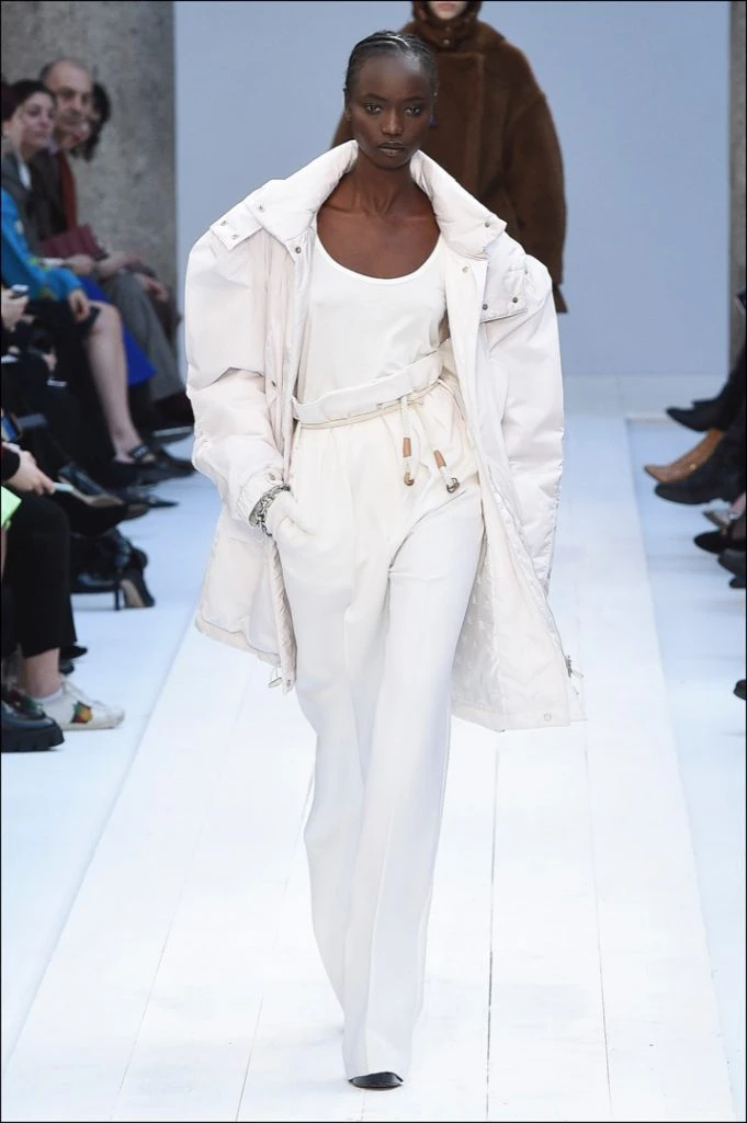 Desfile Max Mara en el Fashion Week de Milán.