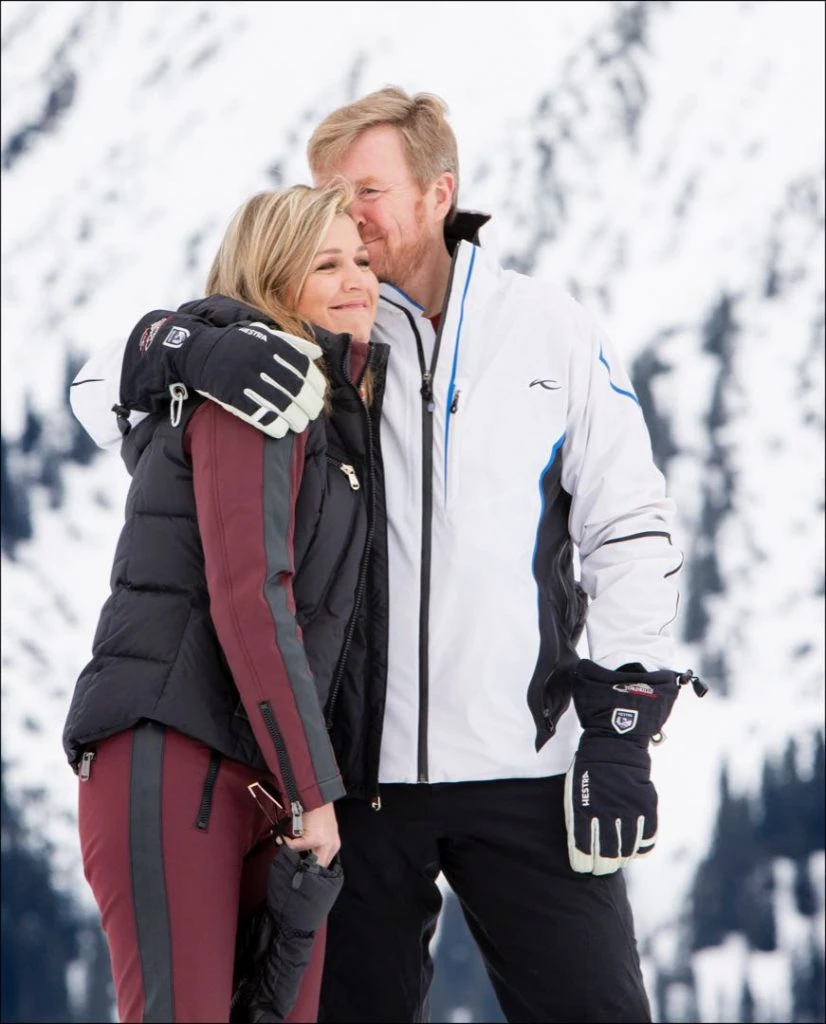 MAXIMA GUILLERMO DE HOLANDA PAREJA LECH NIEVE