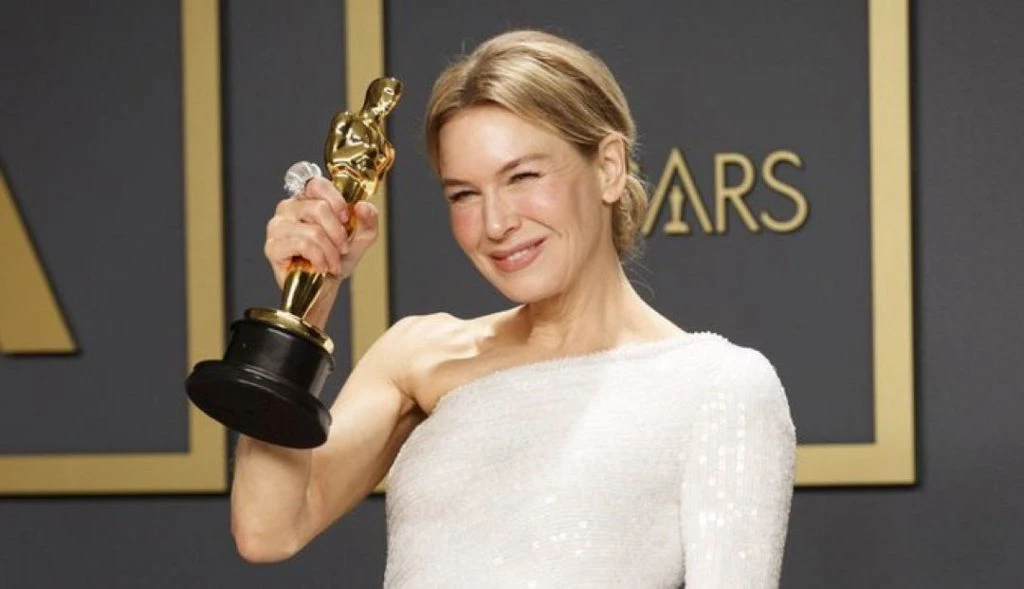RENEE ZELLWEGER OSCARS 1