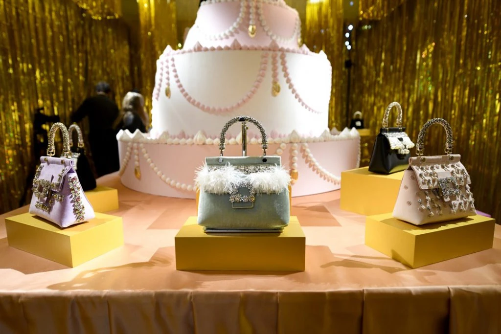 ROGER VIVIER ZAPATOS MUESTRA EN PARIS