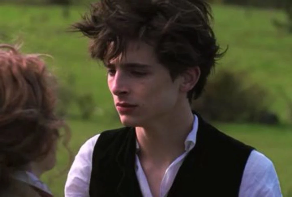 THIMOTHEE CHALAMET MUJERCITAS