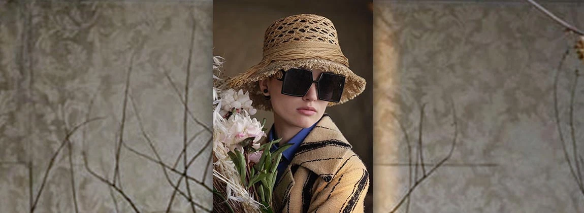 Las modelos Ruth Bell, Selena Forrest y Jia Li posan para la campaña Primavera Verano 2020 de Dior