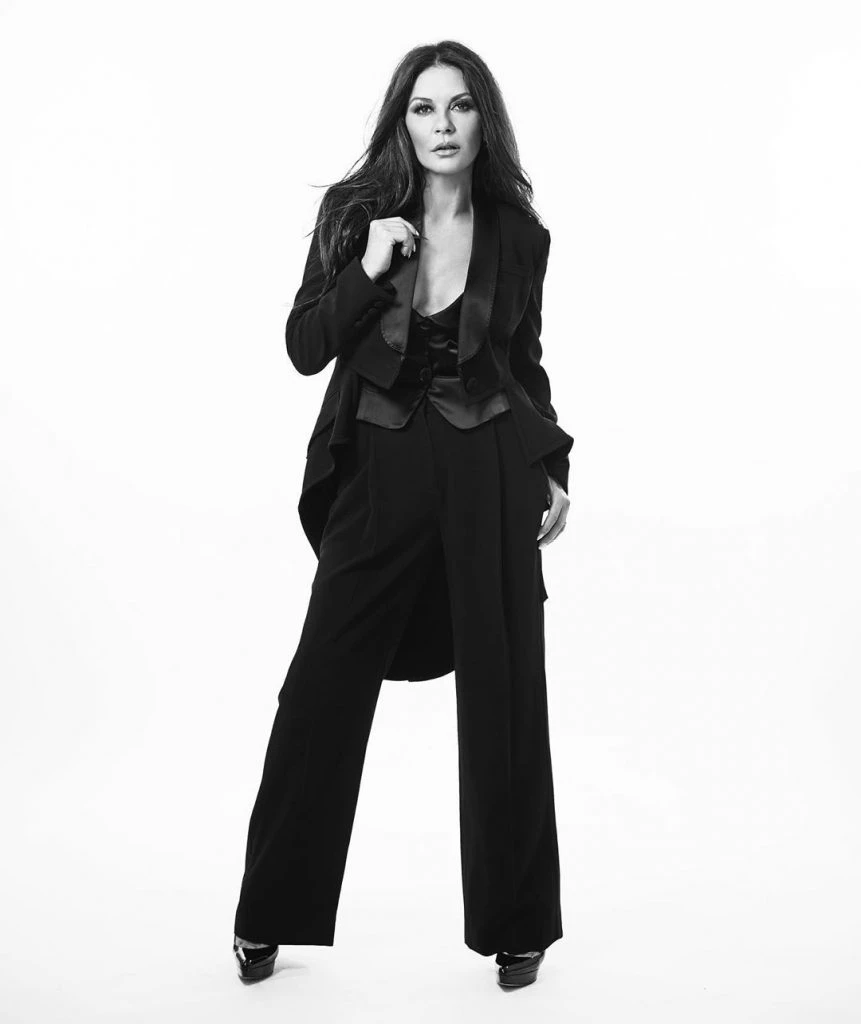 CATHERINE ZETA JONES DIA DE LA MUJER