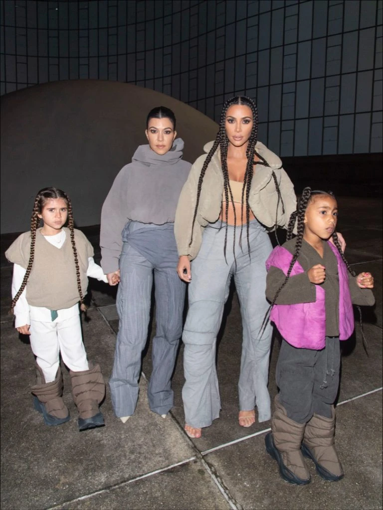 Kim Kourtney Kardashian North West
