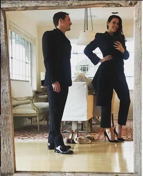 LIV TYLER DAVID GARNER 5 IG