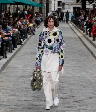 LOUIS VUITTON FLORES