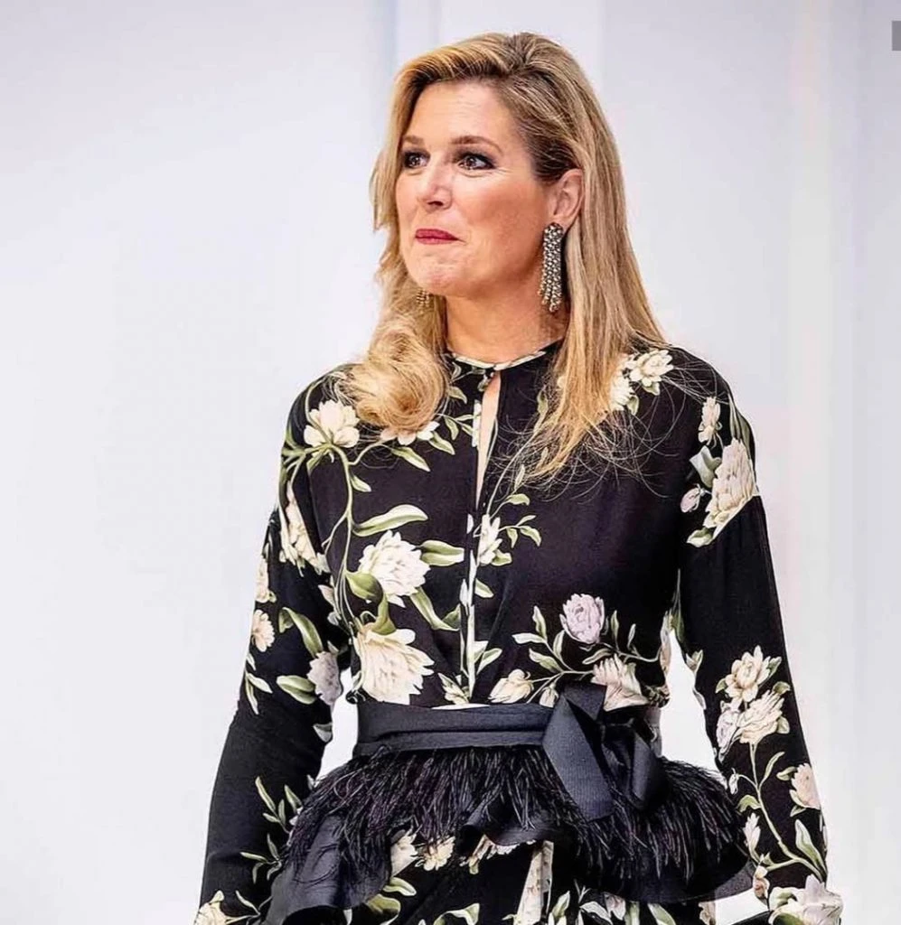 MAXIMA LOOKS INDONESIA