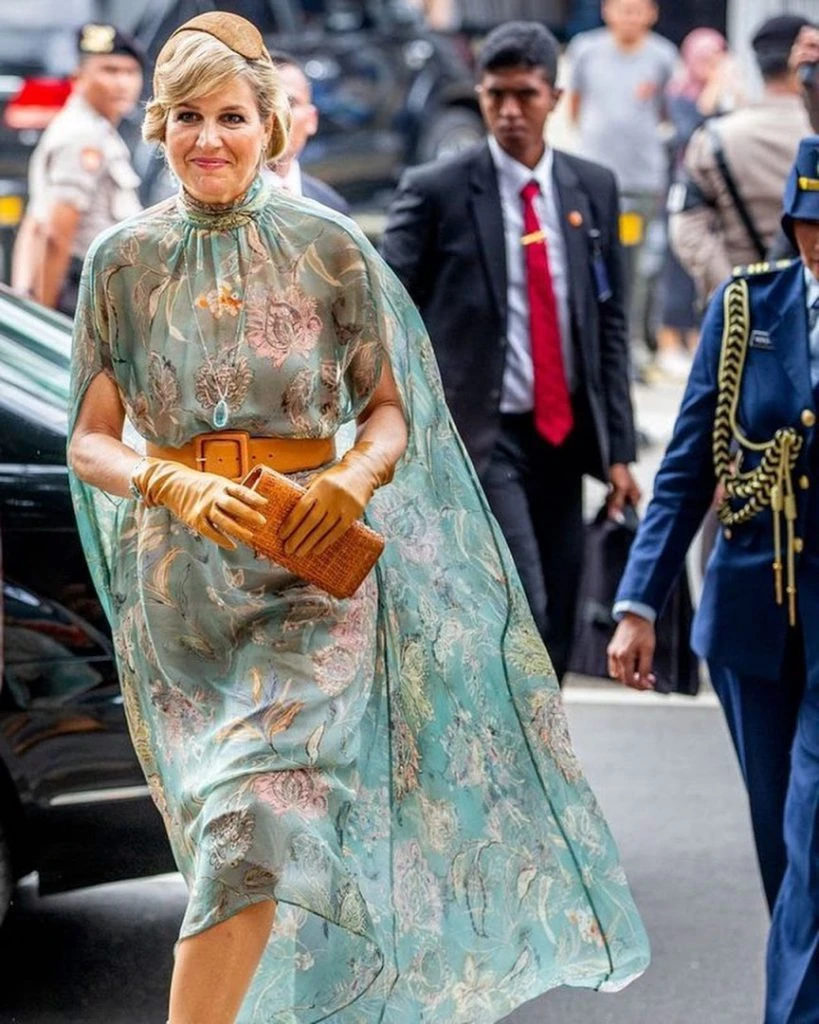 MAXIMA LOOKS INDONESIA