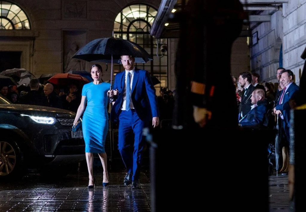 MEGHAN HARRY VUELTA LONDRES IG
