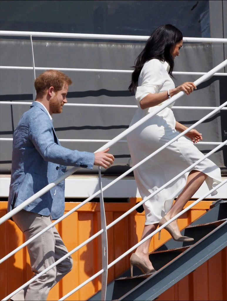Meghan y Harry viajan a Los Angeles