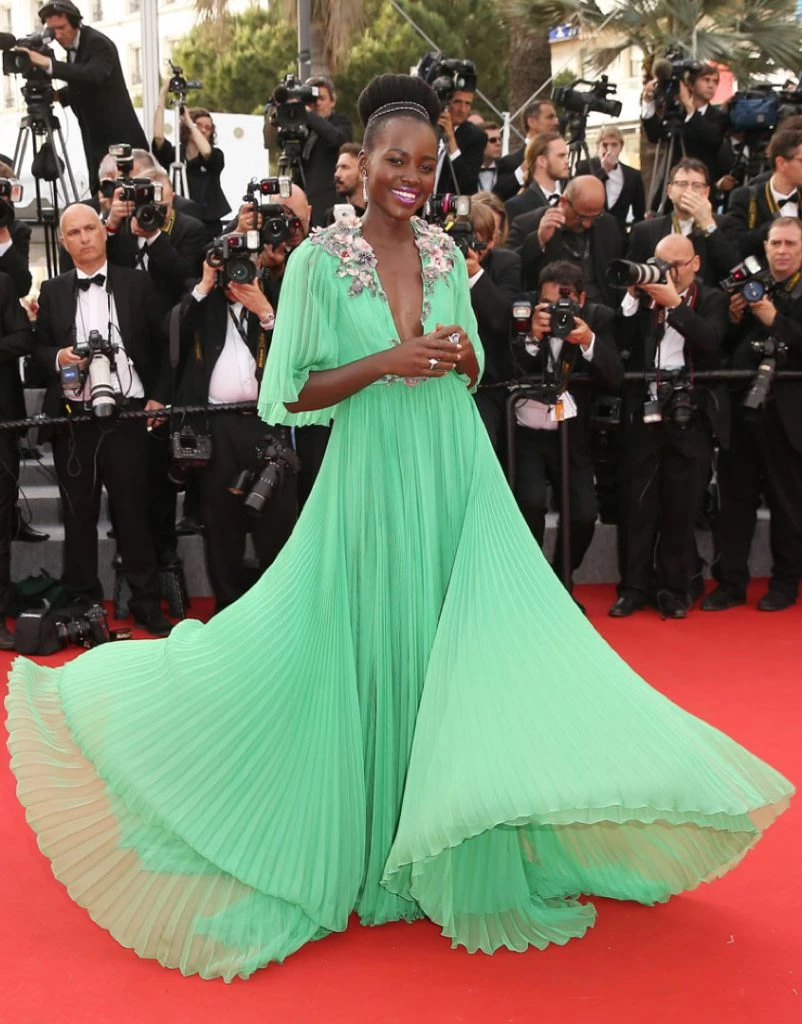 Looks de celebrities en Cannes.