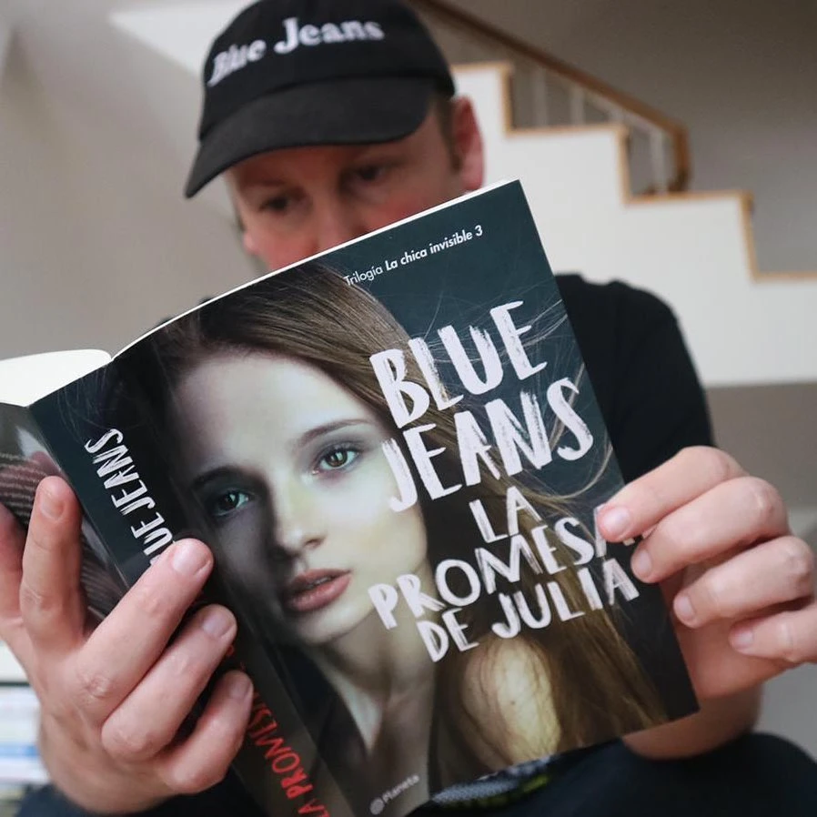Blue Jeans (Francisco de Paula Fernández) 