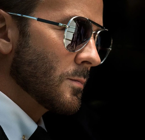 TOM FORD TUTORIAL VIDEOCONFERENCIA