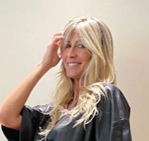 Soledad Solaro apostó a las texturas con dos looks súper trendies