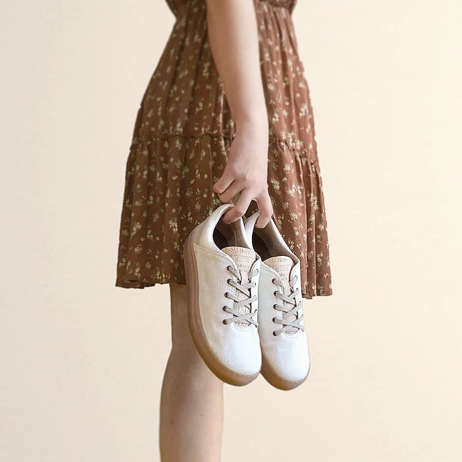 Indianes. Zapatillas hechas con fibra de banana