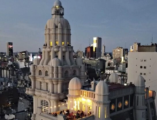 Historias de Cemento: Palacio Barolo, el icónico edificio porteño inspirado en la Divina Comedia