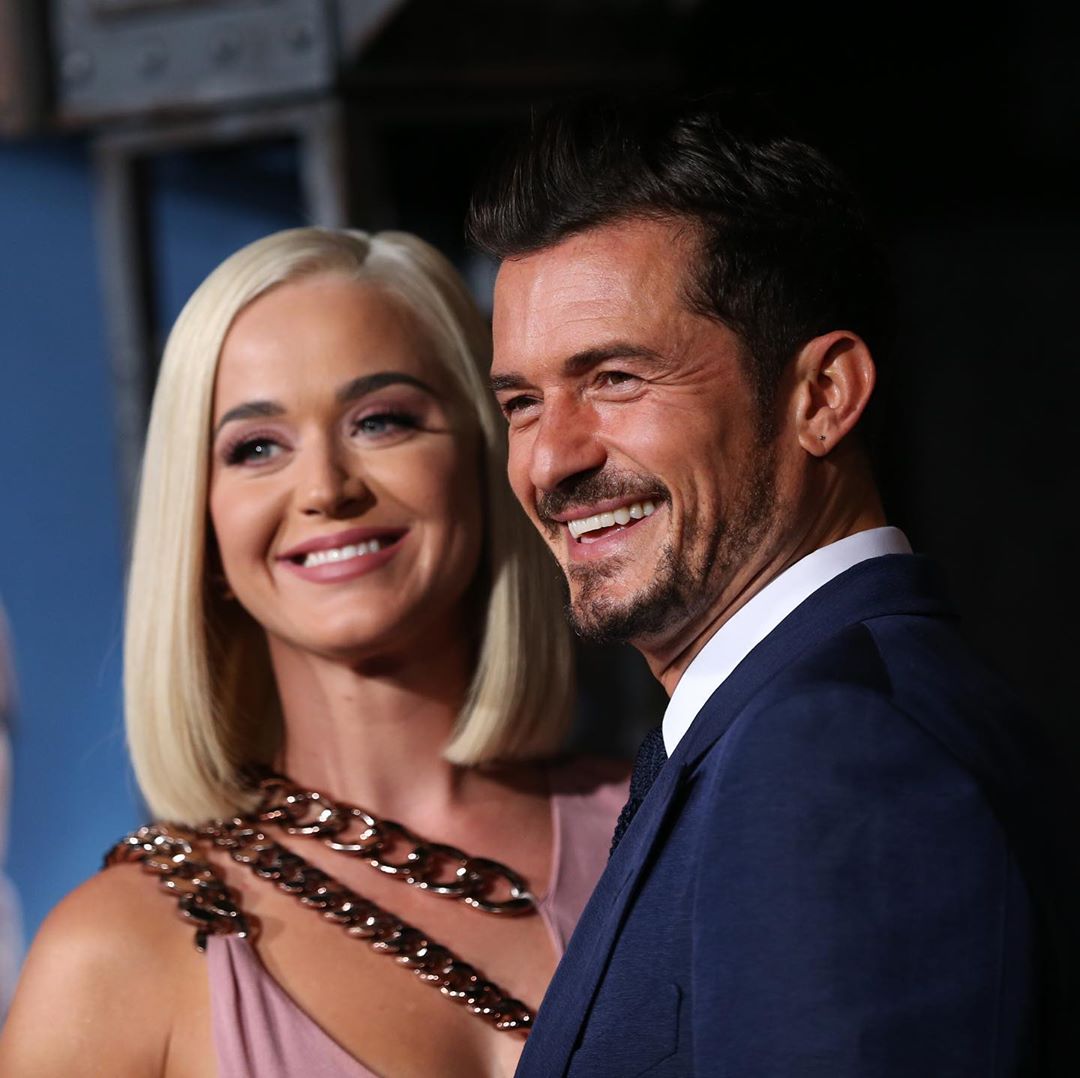 Katy Perry convenció a Orlando Bloom de convertirse en el príncipe Harry