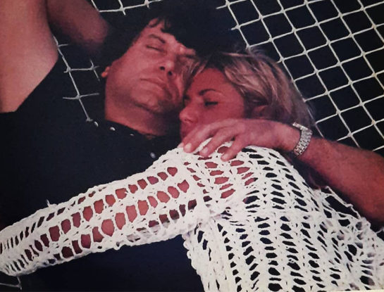 Las dulces palabras  de Carina Gallucci dedicadas a Carlín Calvo: "Gracias por este amor eterno"