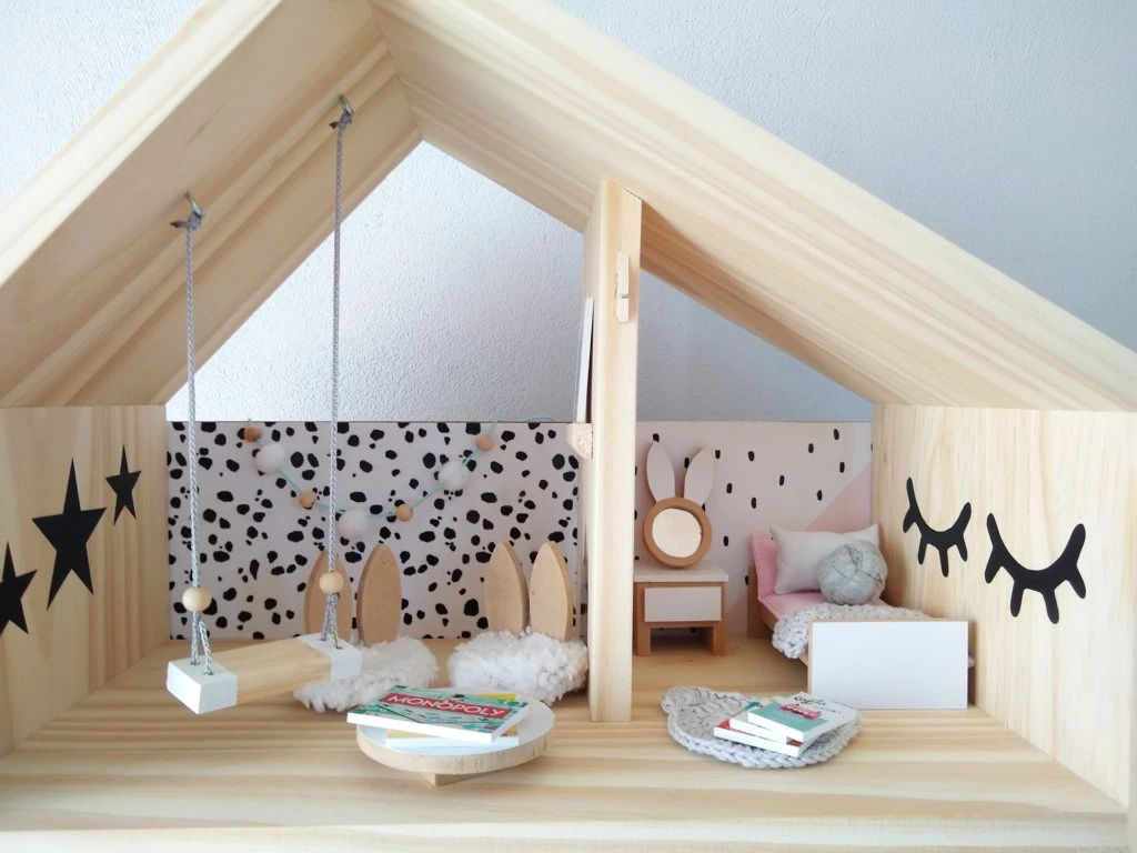 Casa de muñecas. Blue Balloon