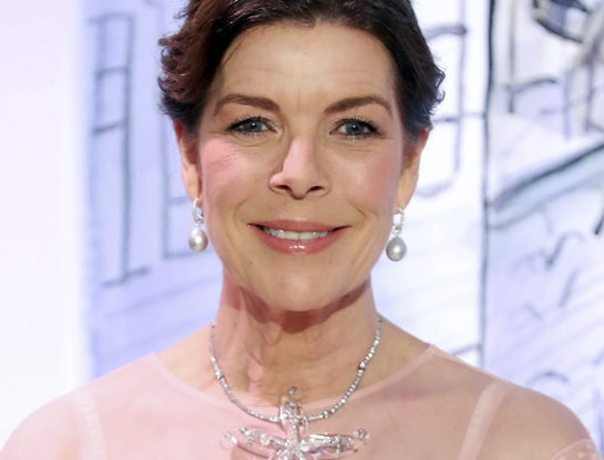 Carolina de Mónaco a sus 64 años: su historia en 9 vestidos