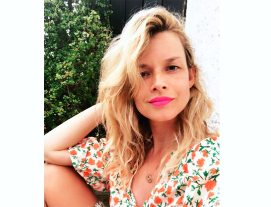 El original look de novia de la modelo Flor Salvioni (súper inspirador)