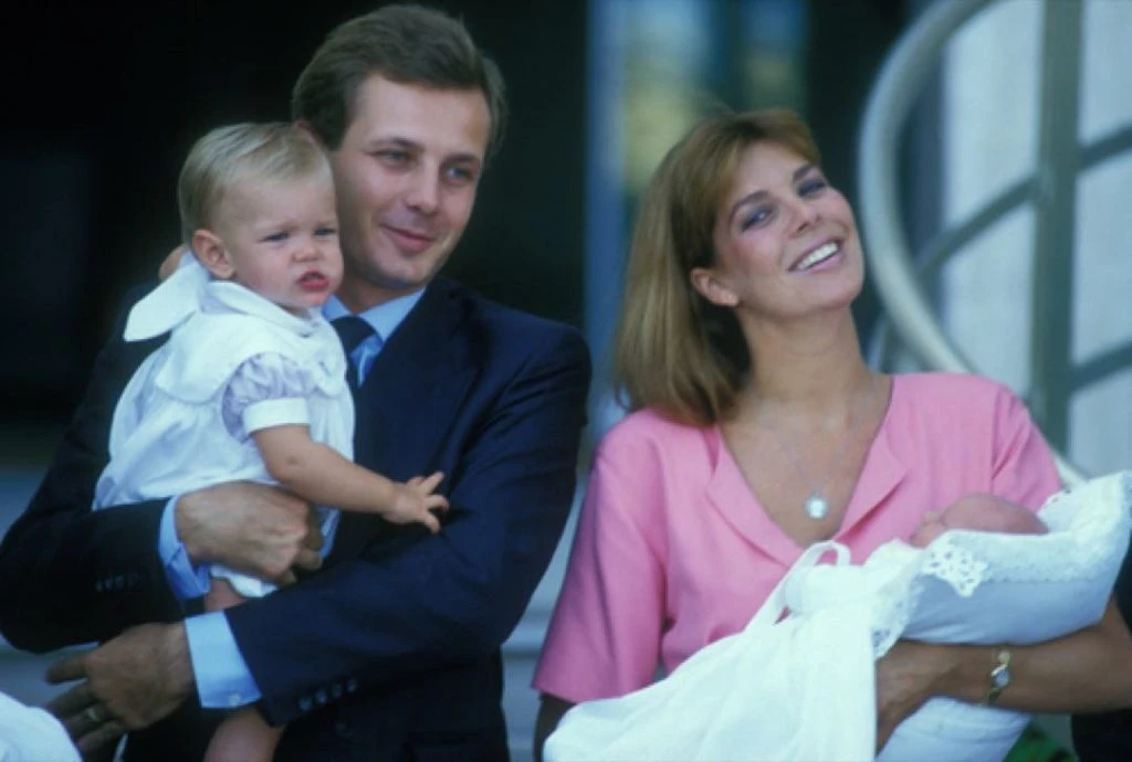 La historia de amor de Carolina de Mónaco y Stéfano Casiraghi