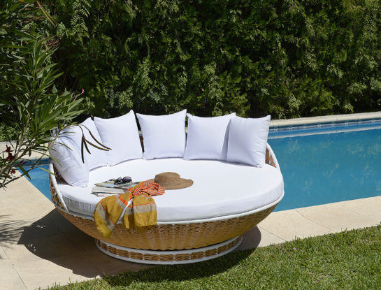 Muebles de exterior: 7 ideas para disfrutar el aire libre
