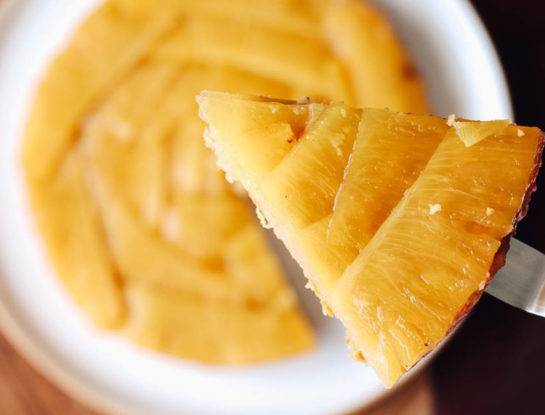 Torta invertida de ananá: una receta súper simple para la hora del té