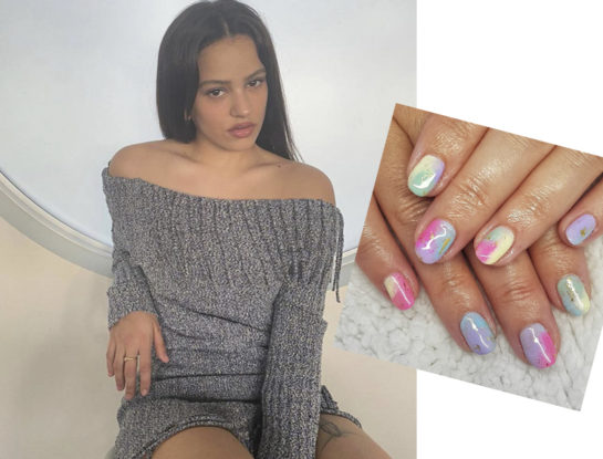 Manicura en colores: mirá cómo lleva Rosalía las "uñas acuarela"